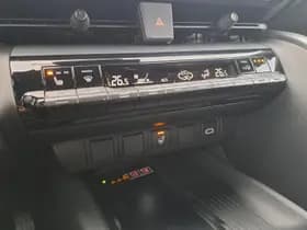 Toyota C hr thumbnail 26