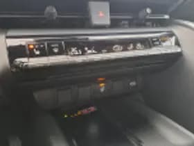 Toyota C hr thumbnail 50