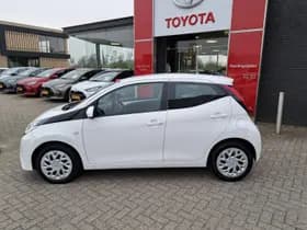 Toyota Aygo thumbnail 8