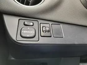 Toyota Yaris thumbnail 20
