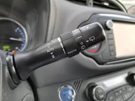 Toyota Yaris thumbnail 25
