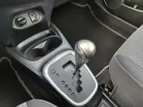 Toyota Yaris thumbnail 56