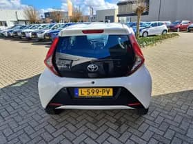 Toyota Aygo thumbnail 12