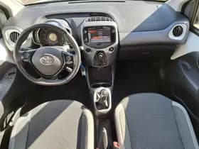 Toyota Aygo thumbnail 15