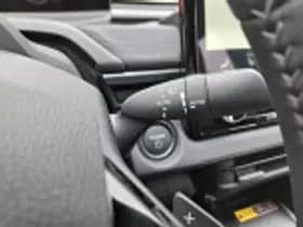 Toyota C hr thumbnail 46