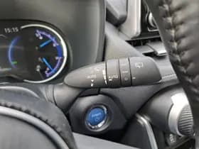 Toyota RAV4 thumbnail 23