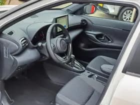 Toyota Yaris Cross thumbnail 16