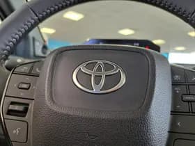 Toyota C hr thumbnail 24