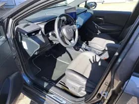 Toyota Corolla thumbnail 13