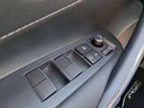 Toyota Corolla thumbnail 45
