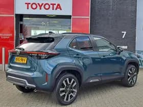 Toyota Yaris Cross thumbnail 2