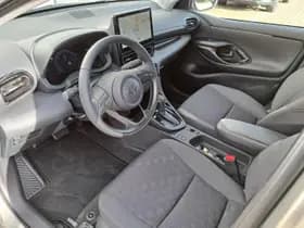 Toyota Yaris thumbnail 16