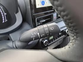 Toyota Yaris thumbnail 21
