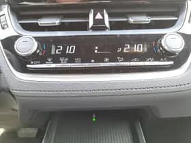 Toyota Corolla thumbnail 25