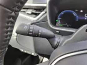 Toyota Corolla thumbnail 43