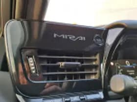 Toyota Mirai thumbnail 35