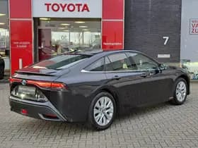 Toyota Mirai thumbnail 2