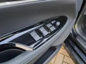 Toyota Mirai thumbnail 41