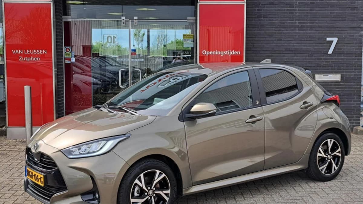 Toyota Yaris — foto 1
