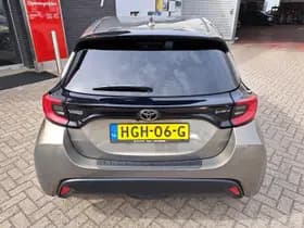 Toyota Yaris thumbnail 12