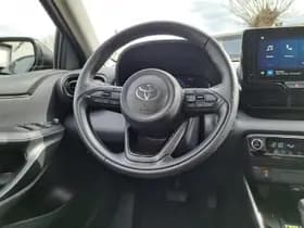 Toyota Yaris thumbnail 24
