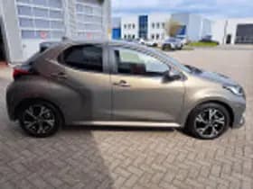 Toyota Yaris thumbnail 33