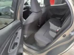 Toyota Yaris thumbnail 39
