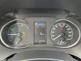 Toyota Yaris thumbnail 14