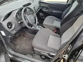 Toyota Yaris thumbnail 16
