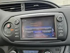 Toyota Yaris thumbnail 26