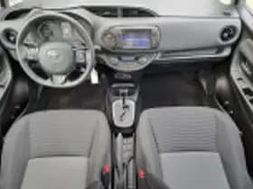 Toyota Yaris thumbnail 38