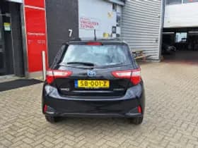Toyota Yaris thumbnail 6