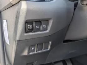 Toyota C hr thumbnail 27