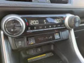 Toyota RAV4 thumbnail 50