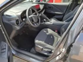 Toyota C hr thumbnail 39