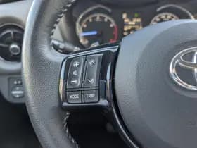 Toyota Yaris thumbnail 25