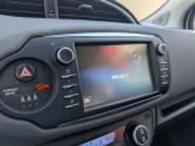 Toyota Yaris thumbnail 34