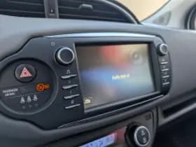 Toyota Yaris thumbnail 5