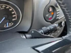 Toyota Yaris thumbnail 47