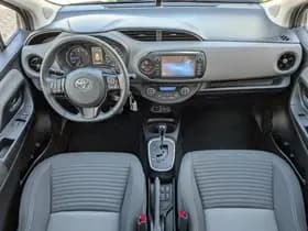 Toyota Yaris thumbnail 59