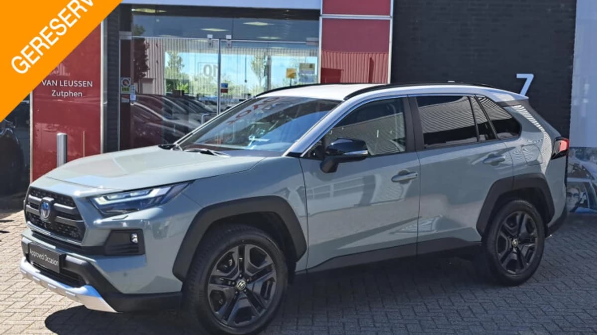 Toyota RAV4 — foto 1