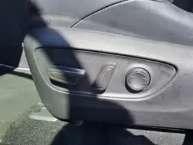 Toyota RAV4 thumbnail 18