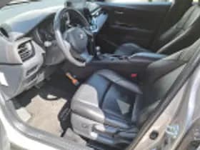 Toyota C hr thumbnail 40