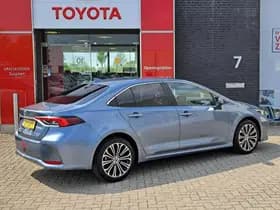 Toyota Corolla thumbnail 2