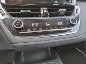 Toyota Corolla thumbnail 26