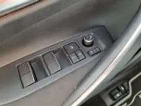 Toyota Corolla thumbnail 42