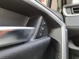 Toyota RAV4 thumbnail 22
