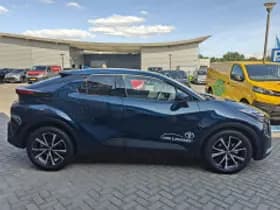 Toyota C hr thumbnail 3