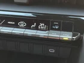 Toyota C hr thumbnail 23
