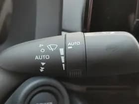 Toyota C hr thumbnail 25